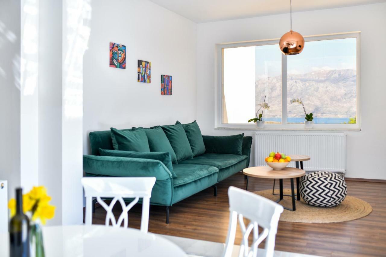 Apartman Space Ražanac Exteriör bild