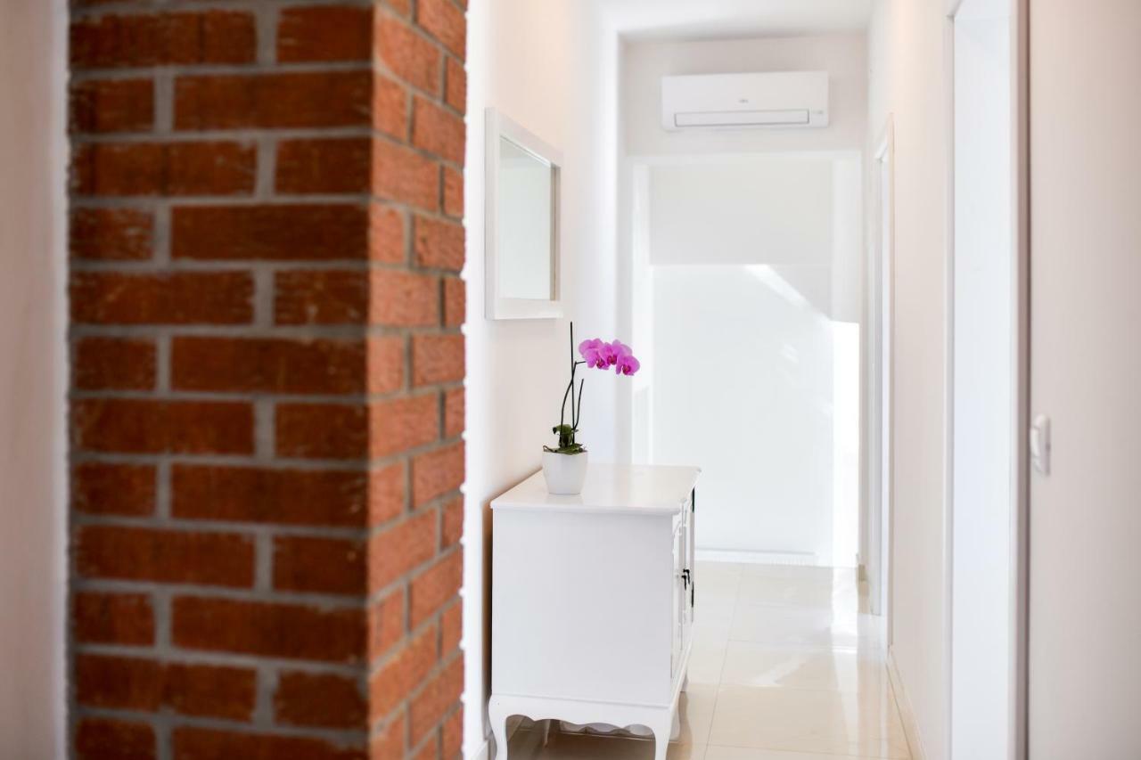 Apartman Space Ražanac Exteriör bild