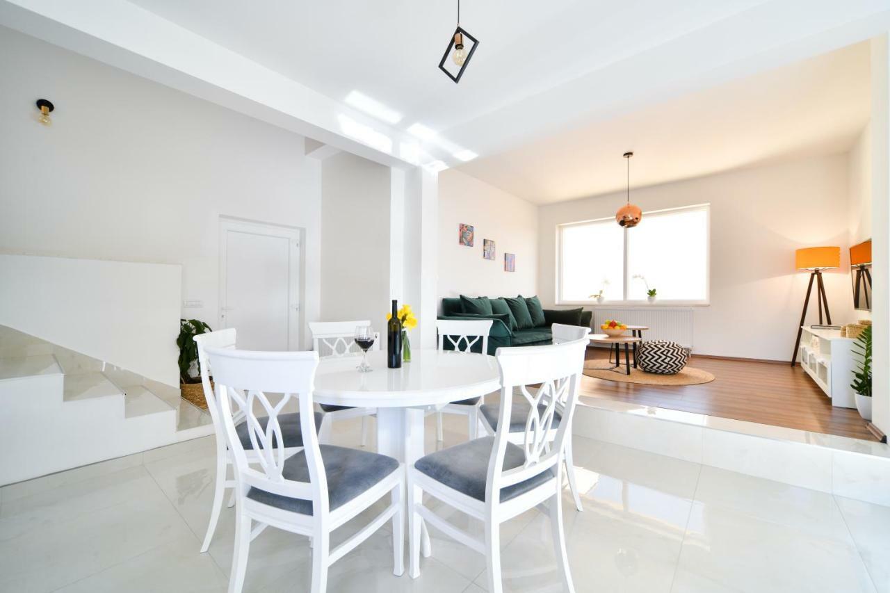 Apartman Space Ražanac Exteriör bild